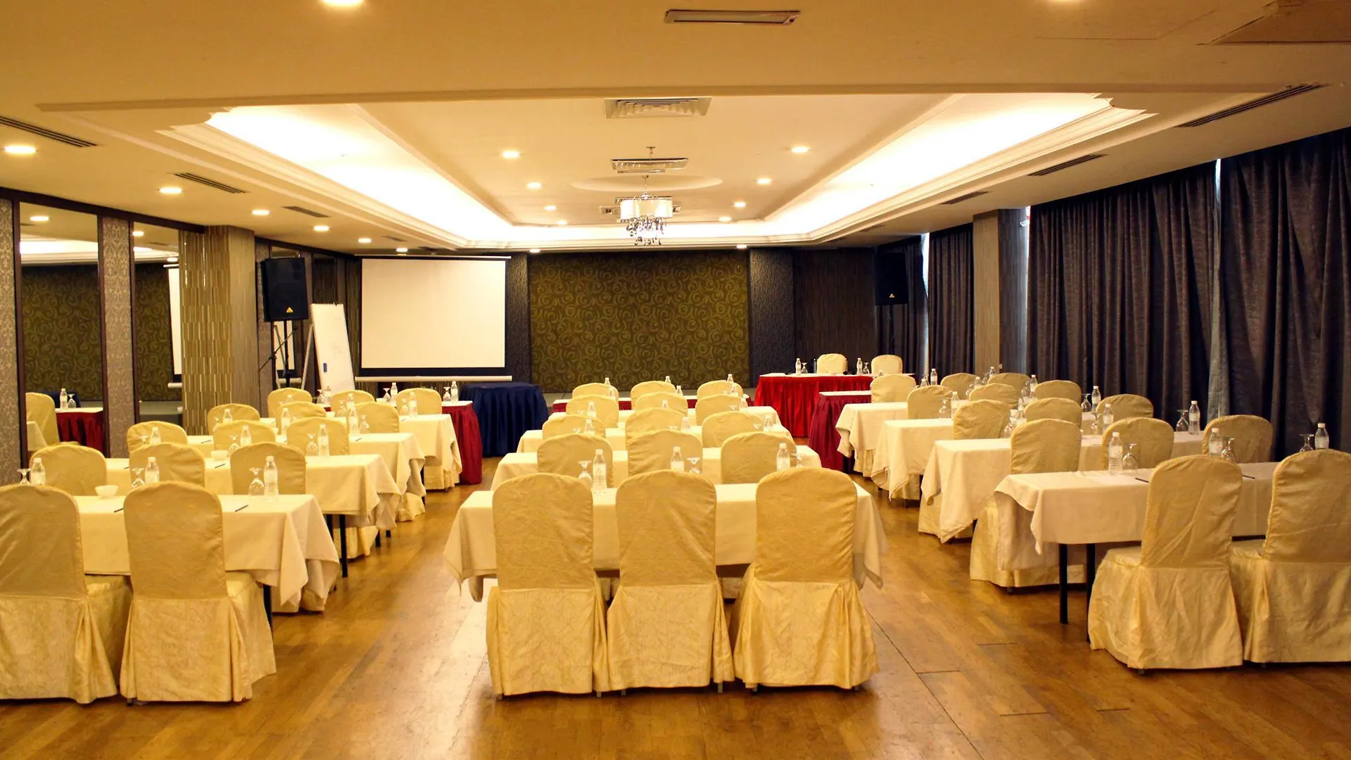 Kinta Riverfront Hotel & Suites Ipoh